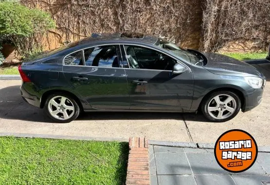 Volvo S60 T5  2013 - foto 4