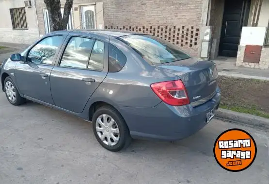 Renault Clio. Megane. 2010 - foto 1
