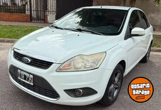 Ford Focus 1.6  Trend  2010 - foto 1