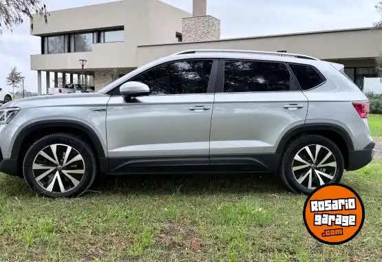 Volkswagen Taos  2023 - foto 2