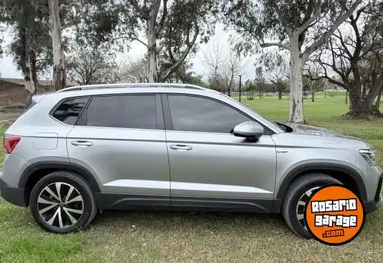 Volkswagen Taos  2023 - foto 4