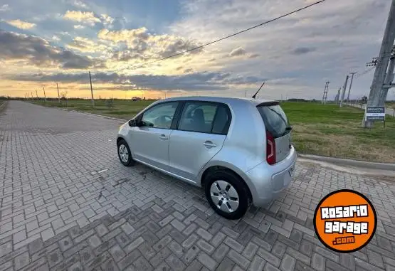 Volkswagen Up!  2015 - foto 1