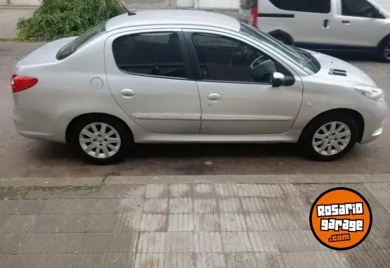 Peugeot 207 Feline 1.6  2013 - foto 2