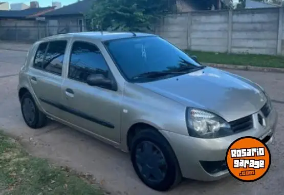 Renault Clio 2 - F2 - 1.2 - 5 P  2011 - foto 1