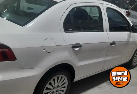 Volkswagen Voyage  2014 - foto 1