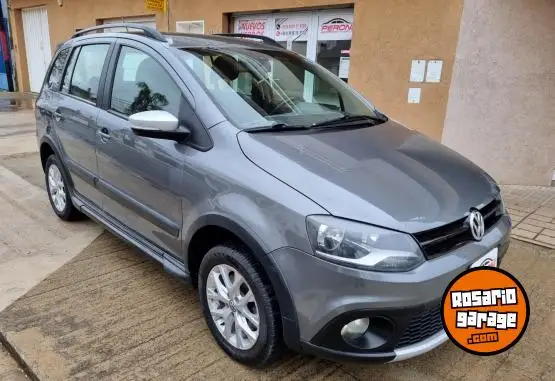 Volkswagen Suran Cross Highline 1.6 2015 - foto 1