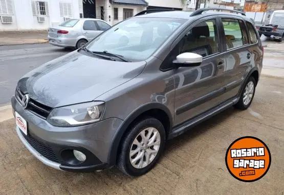 Volkswagen Suran Cross Highline 1.6  2015 - foto 4