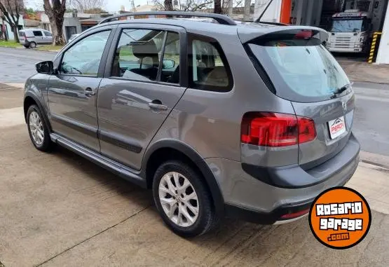 Volkswagen Suran Cross Highline 1.6  2015 - foto 5