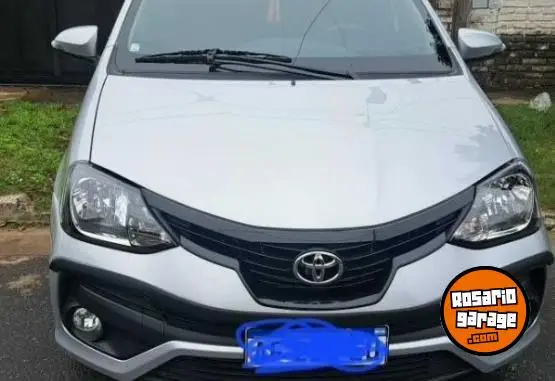 Toyota Etios 1.5  Xls 5 Puertas  2022 - foto 1