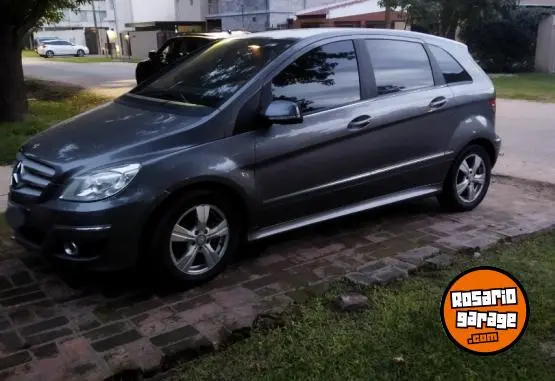 Mercedes-Benz B180  2010 - foto 2