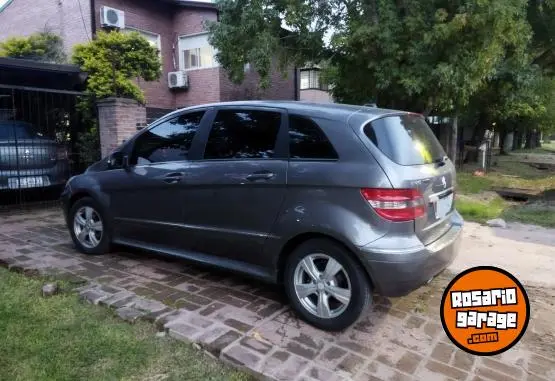 Mercedes-Benz B180  2010 - foto 3