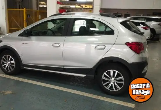 Chevrolet Ónix Activ  2017 - foto 3