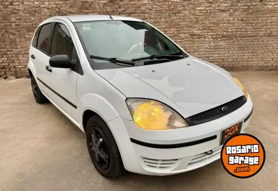Ford Fiesta Ambiente 1.6  2004 - foto 1