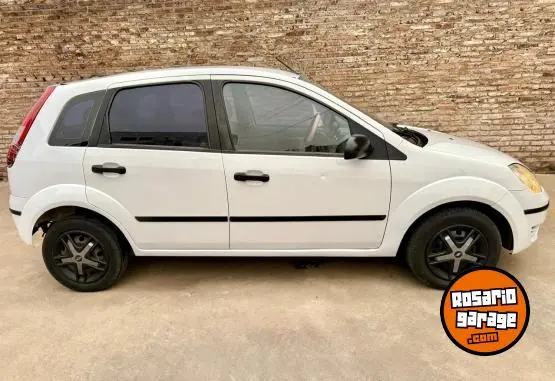 Ford Fiesta Ambiente 1.6  2004 - foto 4