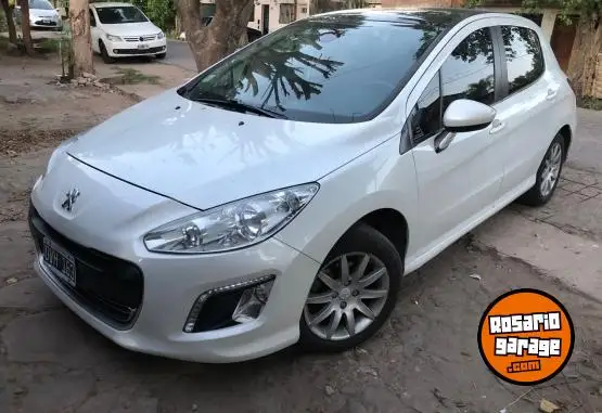 Peugeot 308 Allure Navegador  2015 - foto 1