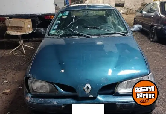 Renault Megane 1999 - foto 1