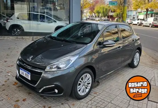 Peugeot 208 Allure Nav  2019 - foto 1
