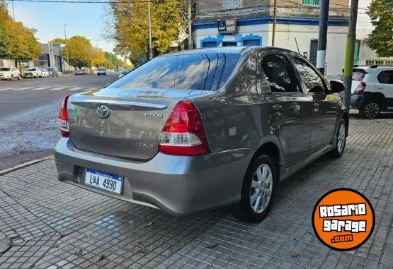Toyota Etios Xls 1.5N 6Mt  2018 - foto 5