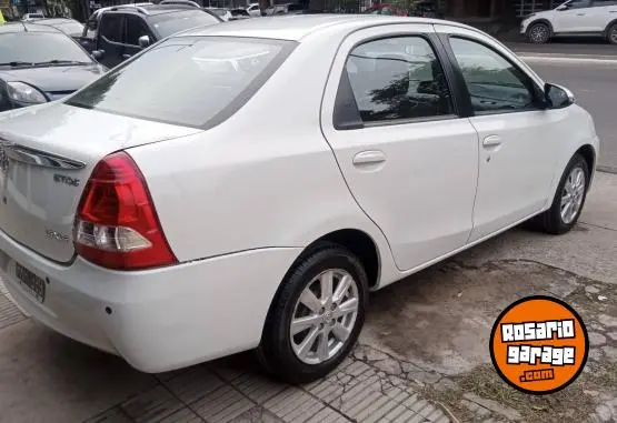 Toyota Etios Xls 4P Mt  2015 - foto 5