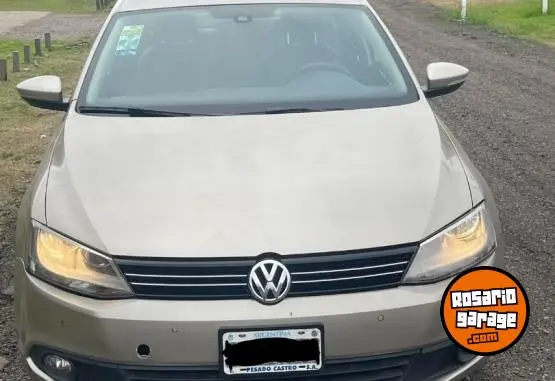 Volkswagen Vento  2.5 Luxury  2013 - foto 4
