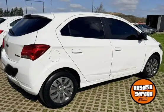 Chevrolet Onix Joy  2022 - foto 3