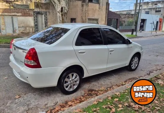 Toyota Etios, Xls, Full,  2018 - foto 2