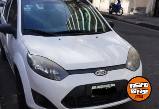 Ford Fiesta 2011 - foto 1