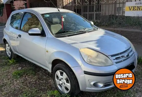 Ford K  2010 - foto 1