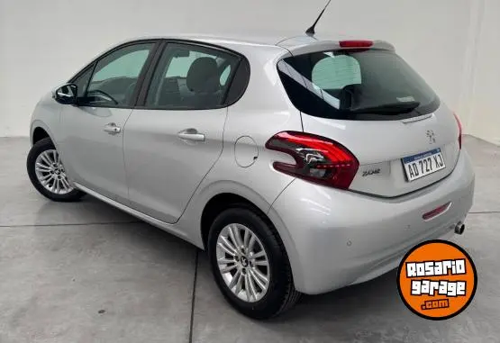 Peugeot 208 1.6 Allure  2019 - foto 3
