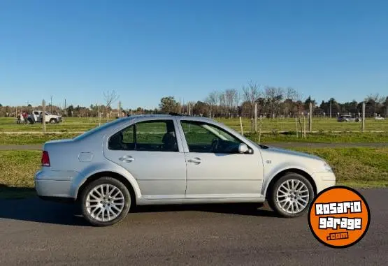 Volkswagen Bora 1.8 Turbo  2011 - foto 2