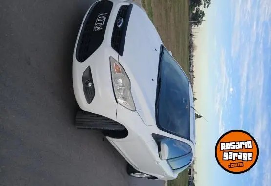 Ford Focus  2012 - foto 1
