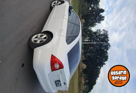 Ford Focus  2012 - foto 2