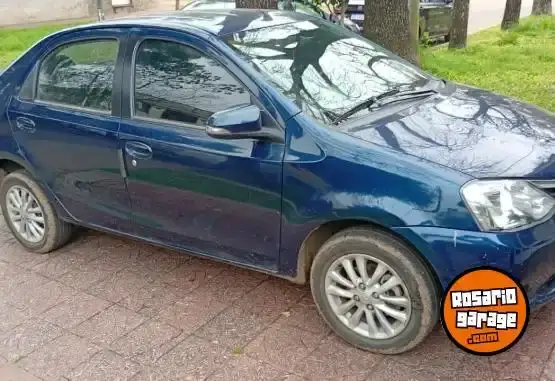 Toyota Etios  2015 - foto 1