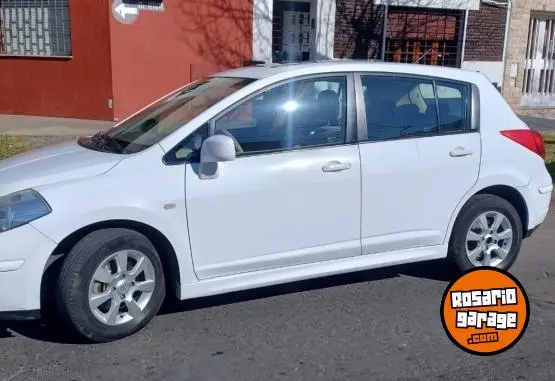 Nissan Tiida  2011 - foto 4