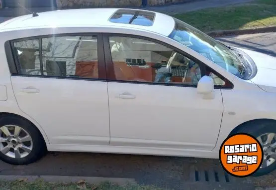 Nissan Tiida  2011 - foto 5