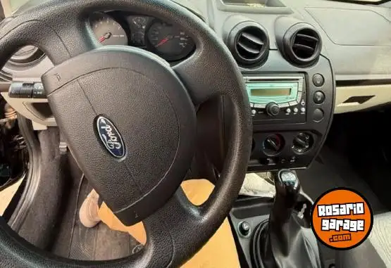 Ford Fiesta Max Ambiente 1.6  2008 - foto 4