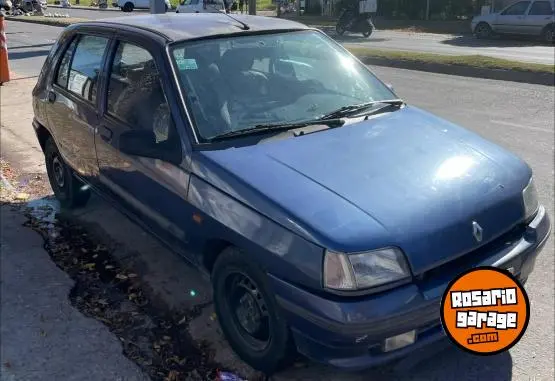 Renault Clio 1996 - foto 1