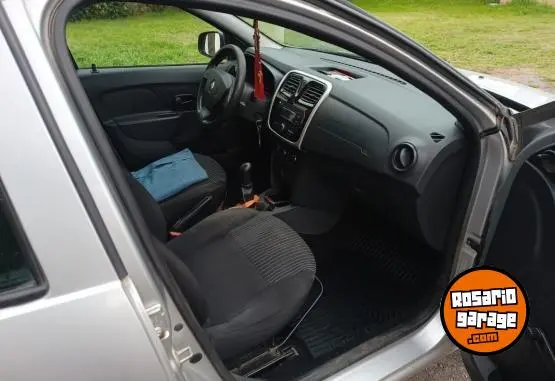 Renault Logan Authentique 1.6  2015 - foto 3