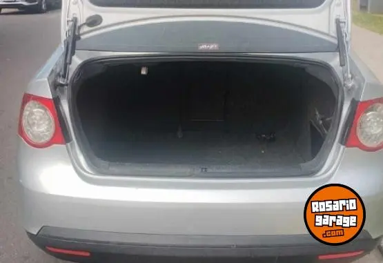 Volkswagen Vento 1.9 Tdi  2007 - foto 2
