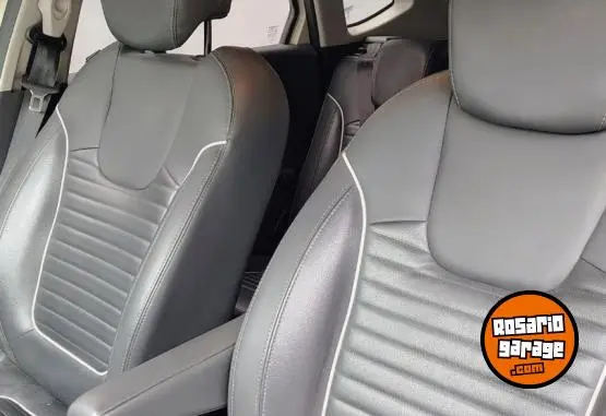 Renault Captur Intens 1.6  2018 - foto 2