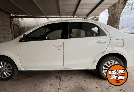 Toyota Etios Xls 2015 - foto 1