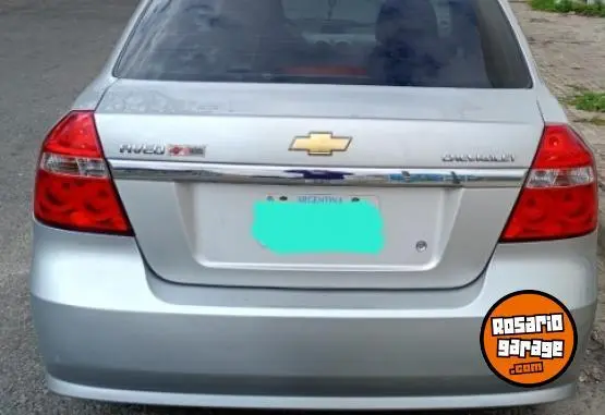 Chevrolet Aveo  2011 - foto 2