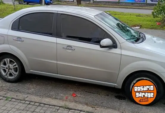 Chevrolet Aveo  2011 - foto 4