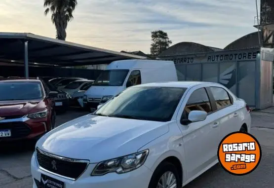 Peugeot 301 Allure 1.6 Hdi  2017 - foto 1