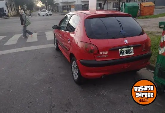 Peugeot 206  2010 - foto 1
