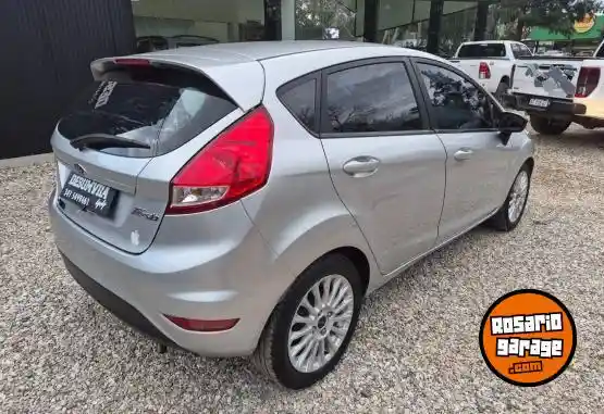 Ford Fiesta Kinectic Se 1.6  2014 - foto 5