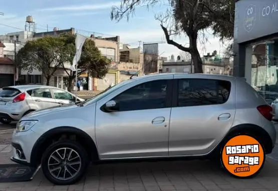 Renault Sandero Intens 1.6  2020 - foto 4