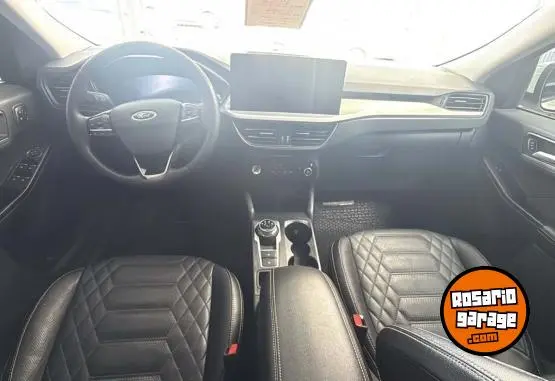 Ford Kuga 2.5 Titanium  2024 - foto 4