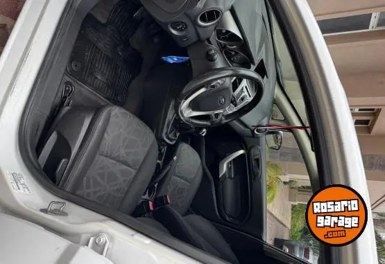 Ford Fiesta Kinetic Titanium  2011 - foto 5