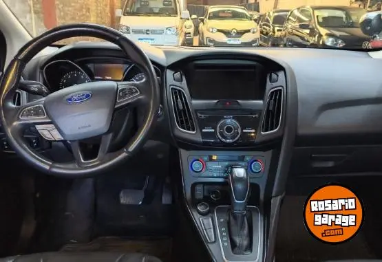 Ford Focus Titanium 4P At  2017 - foto 2